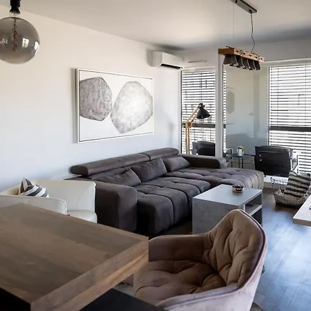 Unique In Apartment Laibach