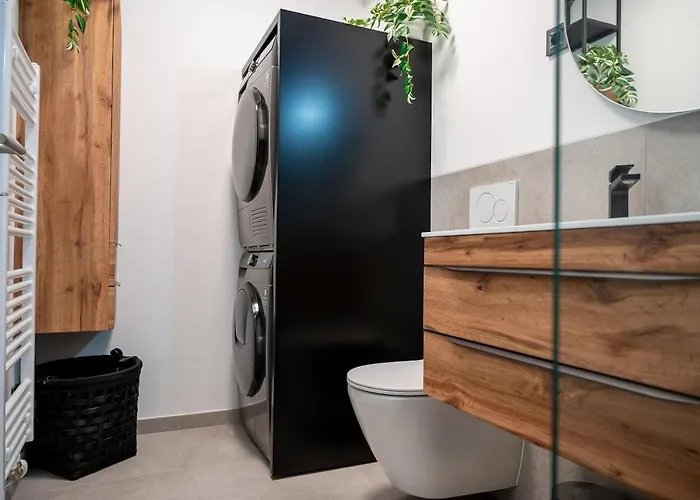 Unique In לובליאנה